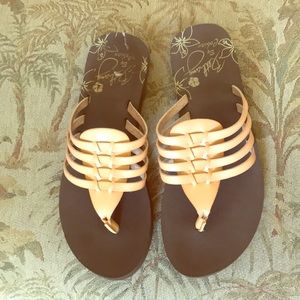 Bethany by Cobian Flip flops